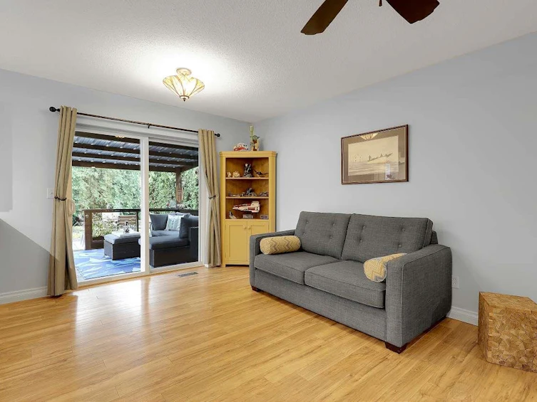 19853 50a Avenue, Langley, BC, V3A 7L1 - 19