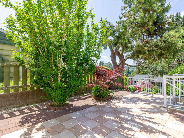 7286 Barnet Road, Burnaby, BC, V5A 1E2 - 35