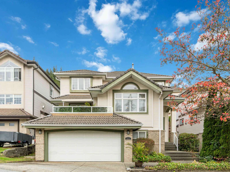 1633 Plateau Crescent, Coquitlam BC V3E 3B3