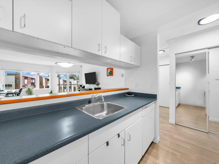 309-156 W 21st Street, North Vancouver, BC, V7M 1Y9 - 16
