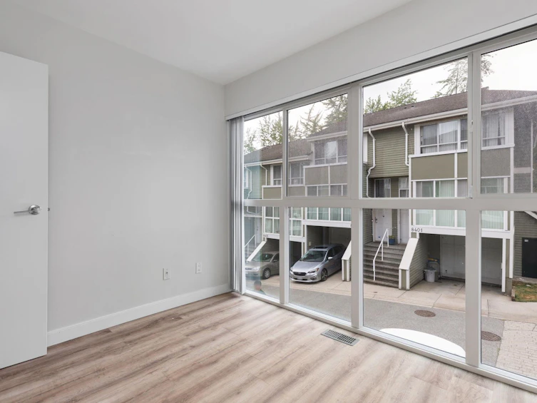 8402 Keystone Street, Vancouver, BC, V5S 4S2 - 24