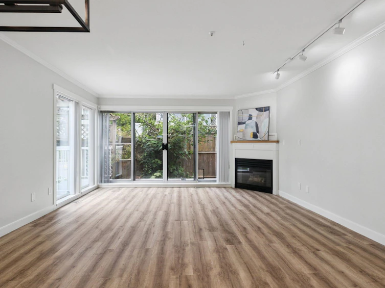 8402 Keystone Street, Vancouver, BC, V5S 4S2 - 5