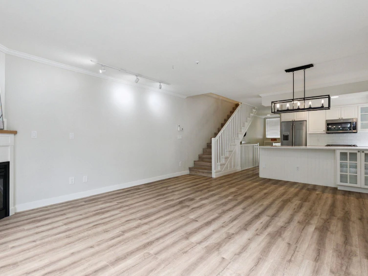 8402 Keystone Street, Vancouver, BC, V5S 4S2 - 7