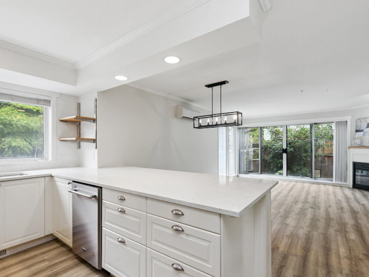 8402 Keystone Street, Vancouver, BC, V5S 4S2 - 11