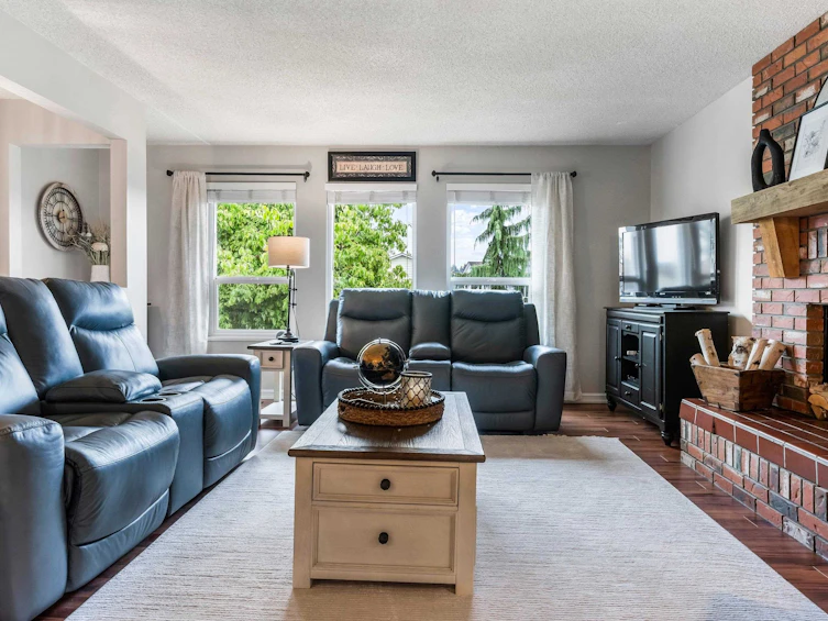 6481 Wiltshire Street, Chilliwack, BC, V2R 1S3 - 4