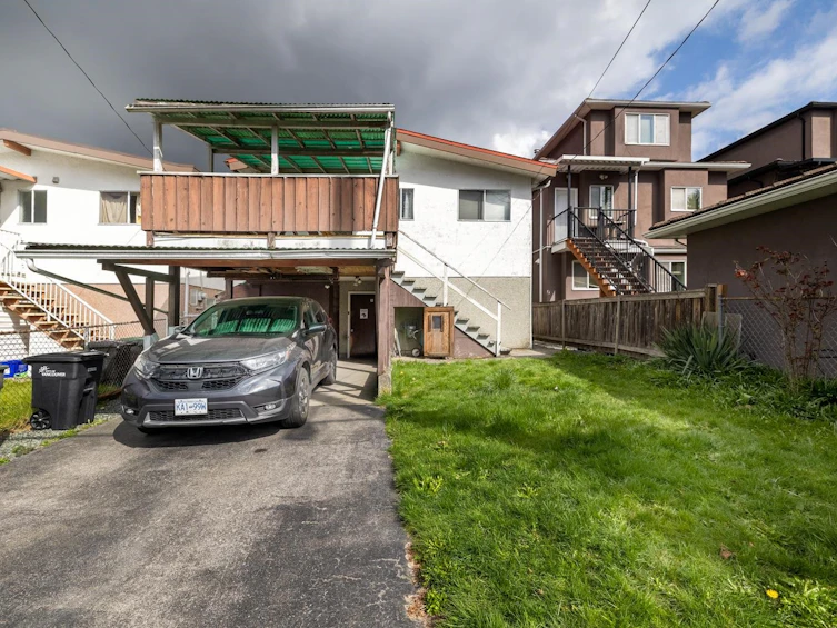 2270 E 54th Avenue, Vancouver, BC, V5P 1Y7 - 29