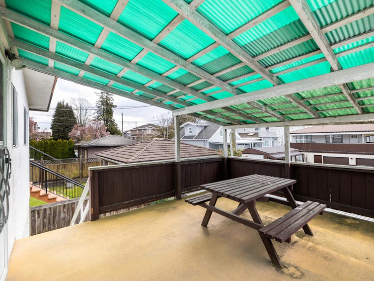 2270 E 54th Avenue, Vancouver, BC, V5P 1Y7 - 15