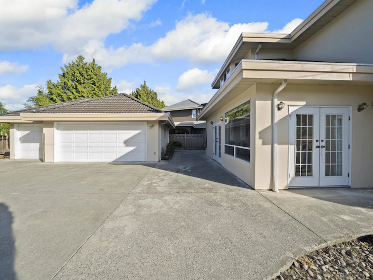 9680 Gilhurst Crescent, Richmond, BC, V7A 1P2 - 35