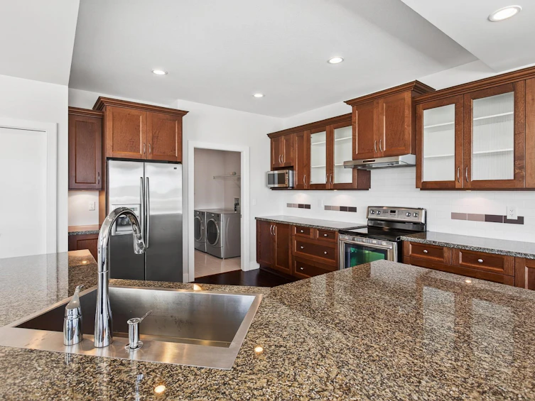3406 Derbyshire Avenue, Coquitlam, BC, V3E 0G3 - 12