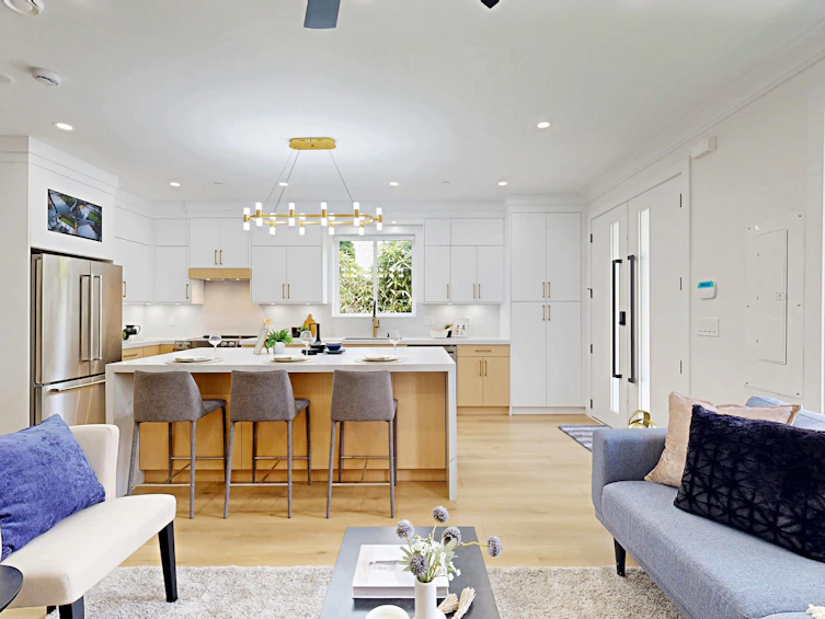 425 N Kaslo Street, Vancouver, BC, V5K 3N2 - 8