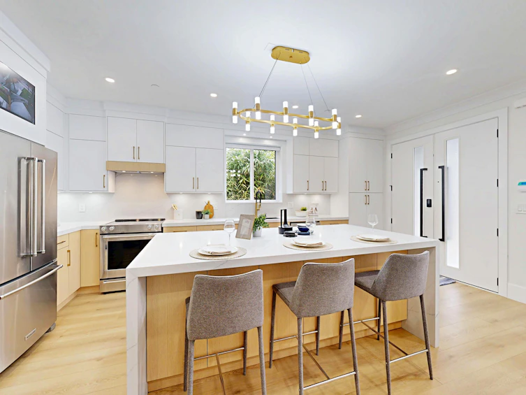 425 N Kaslo Street, Vancouver, BC, V5K 3N2 - 9