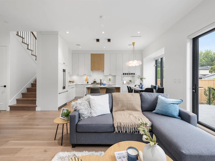 2-878 E 37 Avenue, Vancouver, BC, V5W 1G2 - 2