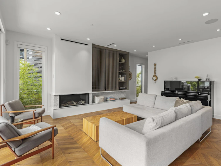 2861 W 13th Avenue, Vancouver, BC, V6K 2T6 - 14