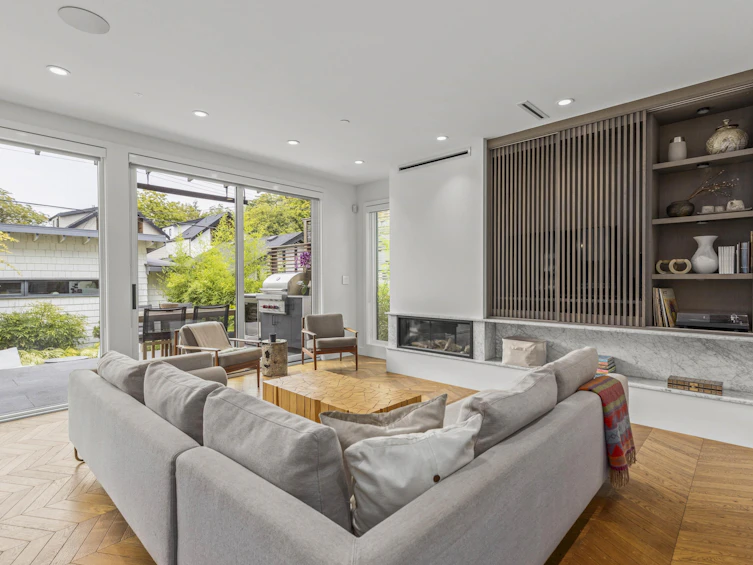 2861 W 13th Avenue, Vancouver, BC, V6K 2T6 - 12
