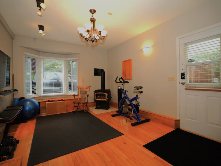 6318 Picadilly Place, Sechelt, BC, V0N 3A0 - 16