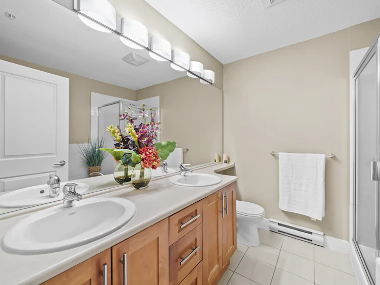 301-4885 Valley Drive, Vancouver, BC, V6J 5M7 - 24
