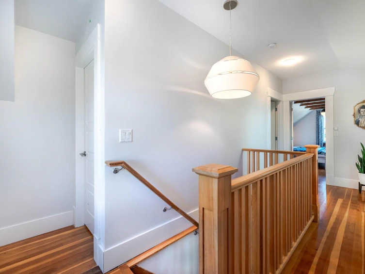 1124 Tenth Avenue, New Westminster, BC, V3M 3H7 - 16