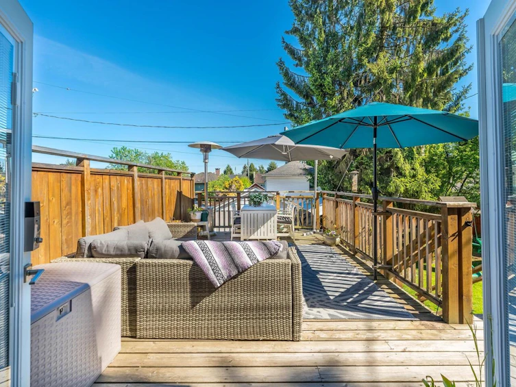 1124 Tenth Avenue, New Westminster, BC, V3M 3H7 - 6