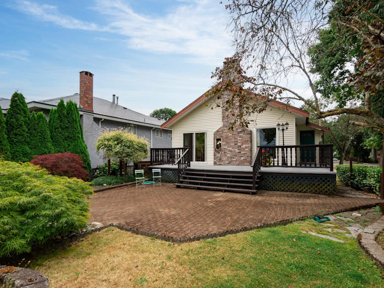 3900 Eton Street, Burnaby, BC, V5C 1J5 - 3