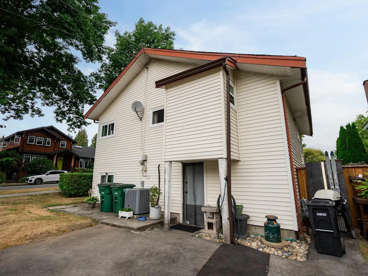3900 Eton Street, Burnaby, BC, V5C 1J5 - 9
