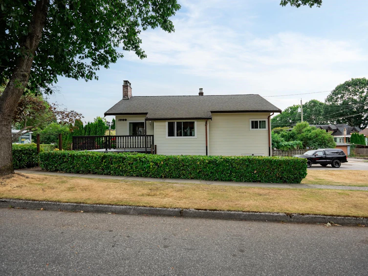 3900 Eton Street, Burnaby, BC, V5C 1J5 - 11