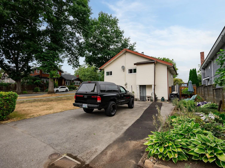 3900 Eton Street, Burnaby, BC, V5C 1J5 - 8