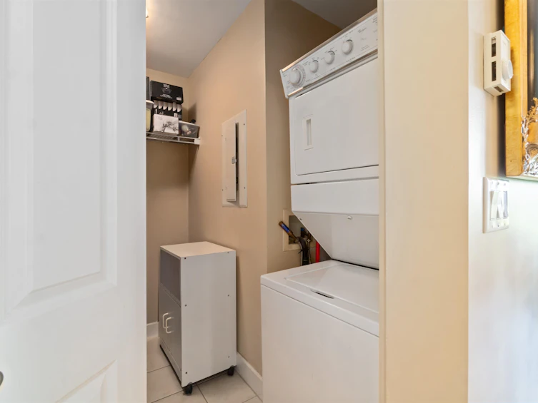 210-4600 Westwater Drive, Richmond, BC, V7E 6S2 - 14