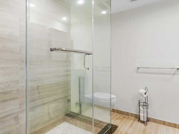 405-1160 Oxford Street, Surrey, BC, V4B 0B3 - 20