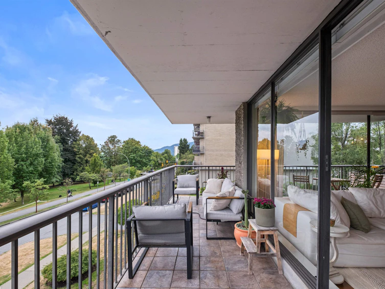 201-140 E Keith Road, North Vancouver, BC, V7L 4M9 - 10
