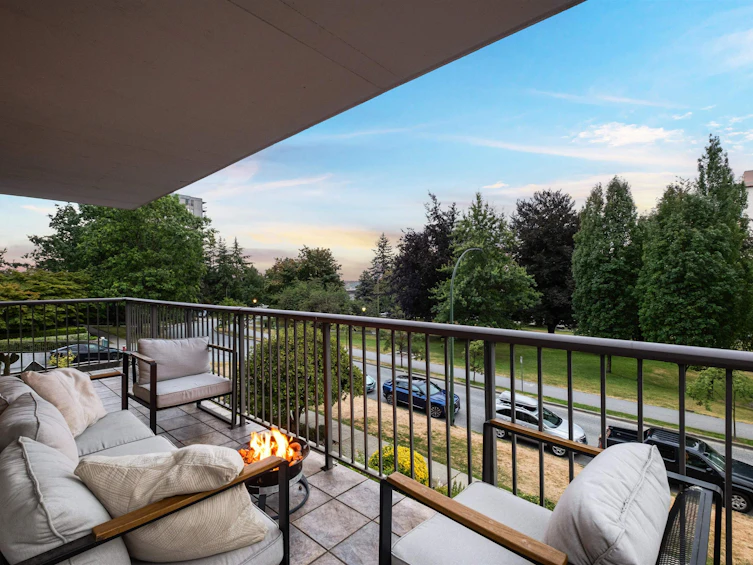 201-140 E Keith Road, North Vancouver, BC, V7L 4M9 - 9