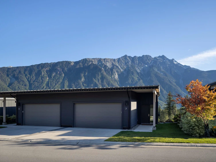 7-4000 Sunstone Way, Pemberton, BC, V0N 2L3