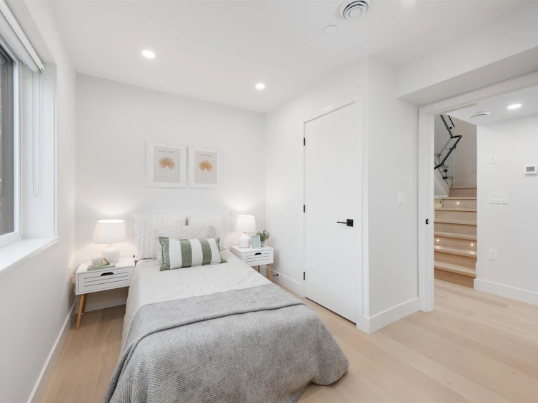 3349 Kaslo Street, Vancouver, BC, V5M 3H3 - 22