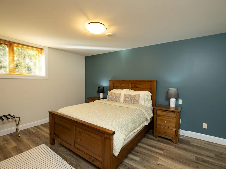 7626 Eureka Avenue, Halfmoon Bay, BC, V7Z 1A1 - 28