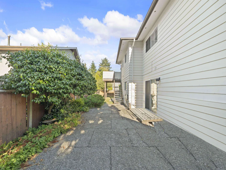 8431 Rosebank Crescent, Richmond, BC, V7A 2K8 - 31