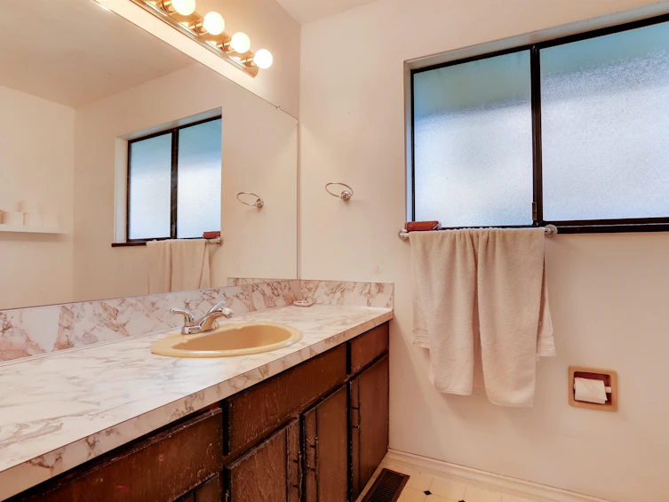 2242 173 Street, Surrey, BC, V3Z 9Z7 - 28