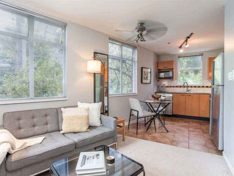 210 - 638 W 7th Avenue, Vancouver BC V5Z 1B5