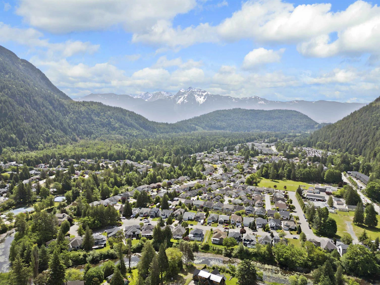 305-170 Cedar Avenue, Harrison Hot Springs, BC, V0H 1K0 - 31