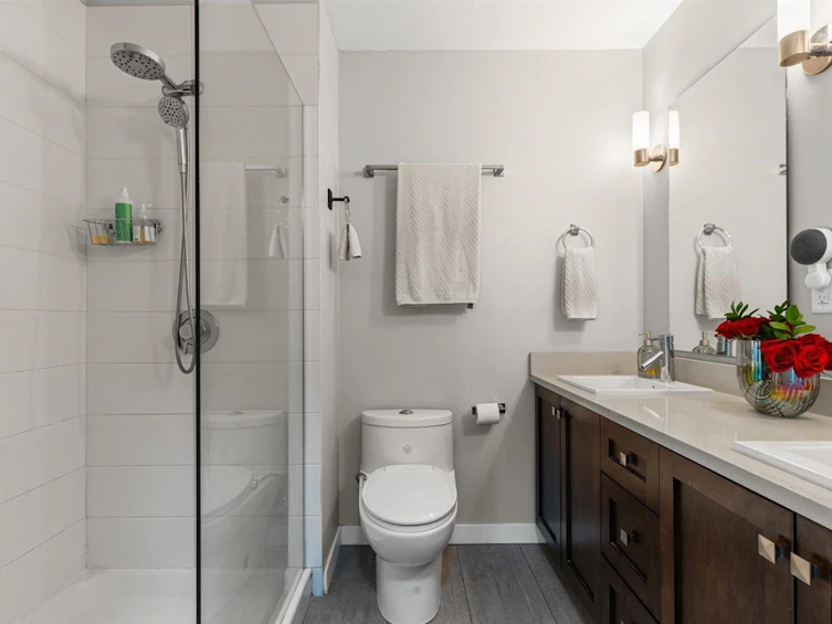 211-2242 Whatcom Road, Abbotsford, BC, V3G 0G3 - 20