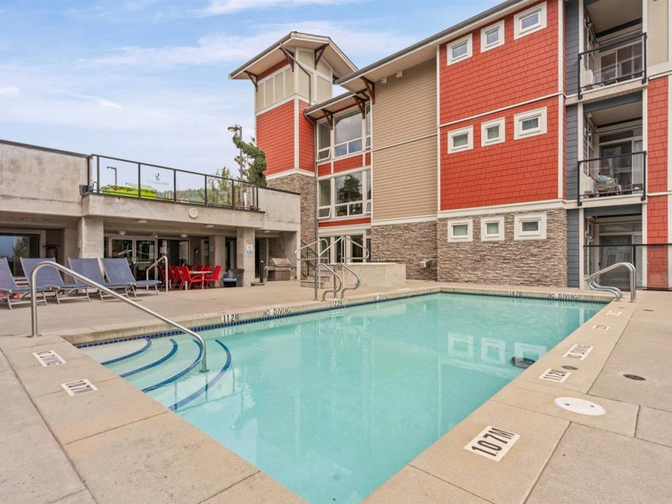 211-2242 Whatcom Road, Abbotsford, BC, V3G 0G3