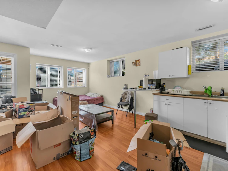 14850 57 Avenue, Surrey, BC, V3S 8W3 - 9