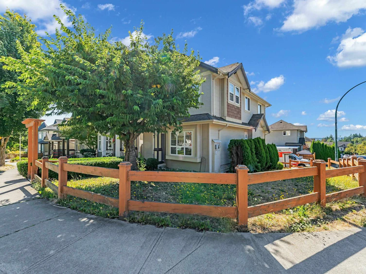14850 57 Avenue, Surrey, BC, V3S 8W3 - 3