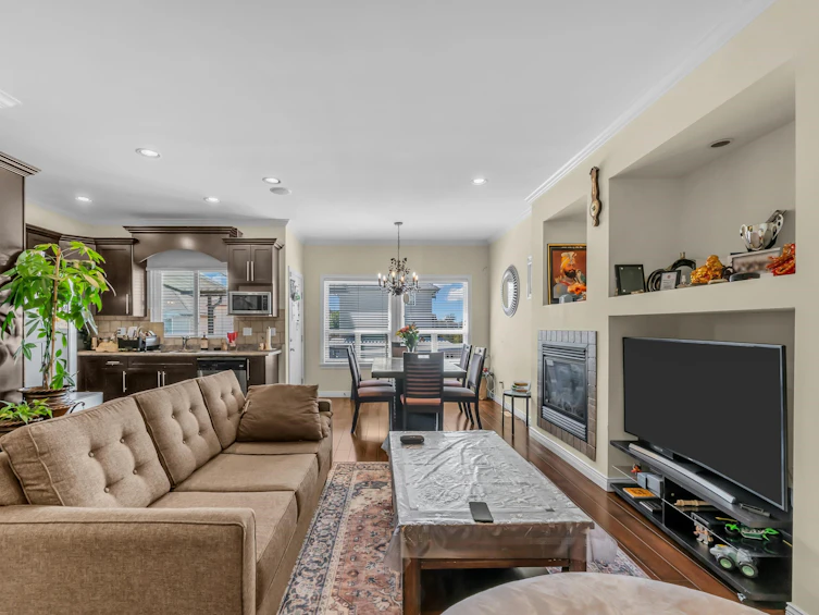 14850 57 Avenue, Surrey, BC, V3S 8W3 - 8