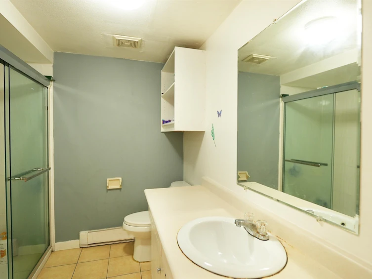 13902 Laurel Drive, Surrey, BC, V3T 1A9 - 11