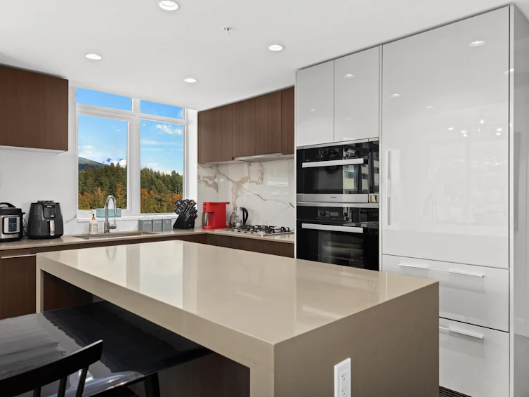 1107-1632 Lions Gate Lane, North Vancouver, BC, V7P 0E2 - 6