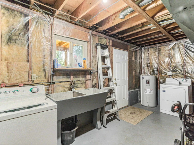 230 Harvard Drive, Port Moody, BC, V3H 1S8 - 18