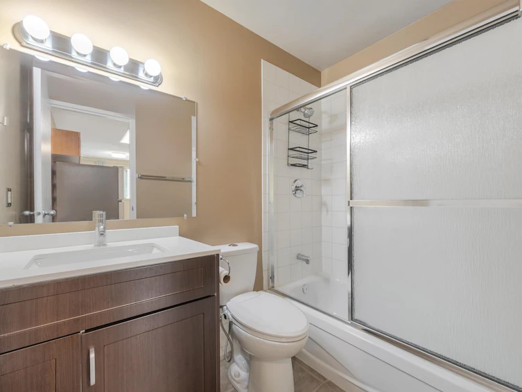 303-1121 Howie Avenue, Coquitlam, BC, V3J 1T9 - 17