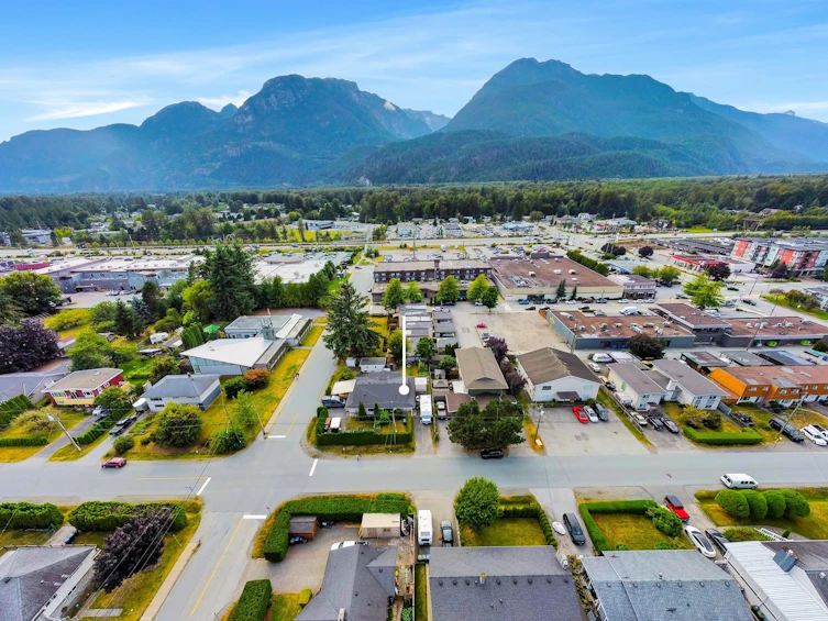 40317 Diamond Head Road, Squamish, BC, V0N 3G0 - 15
