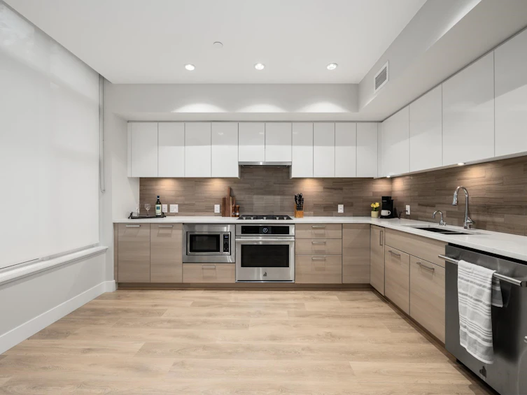 3482 Marine Way, Vancouver, BC, V5S 0H1 - 8