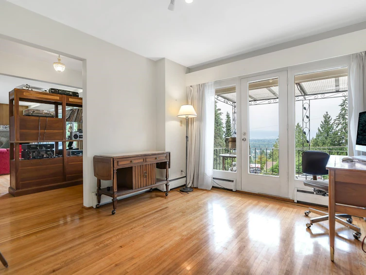 3088 Lazy A Street, Coquitlam, BC, V3C 3N9 - 12