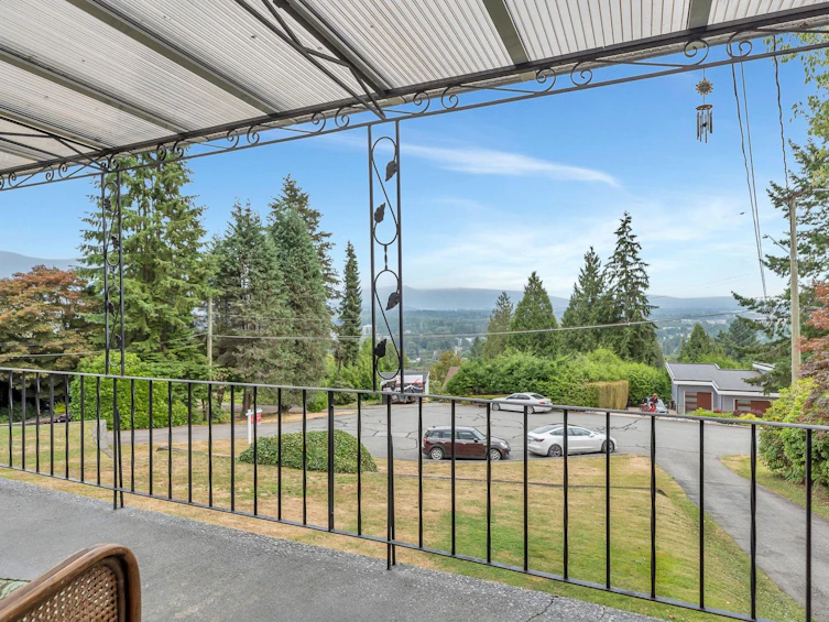 3088 Lazy A Street, Coquitlam, BC, V3C 3N9 - 6